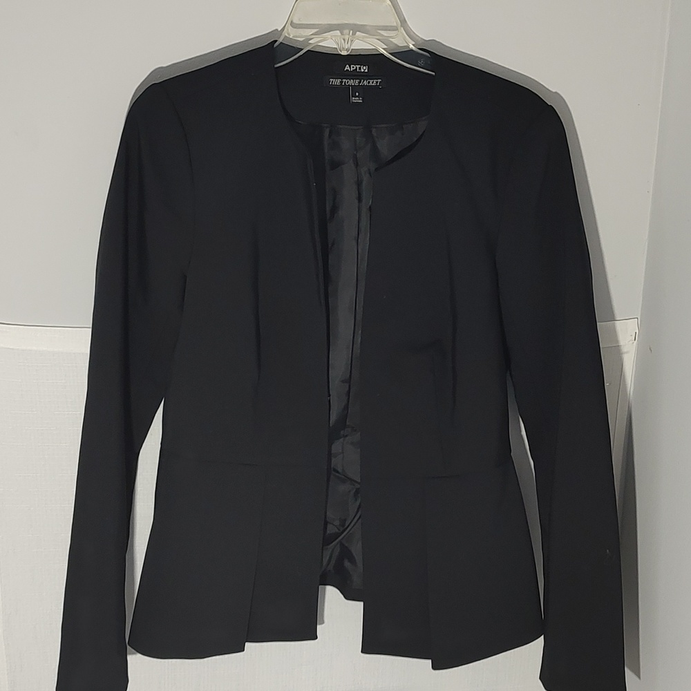 2 apt suit jackets